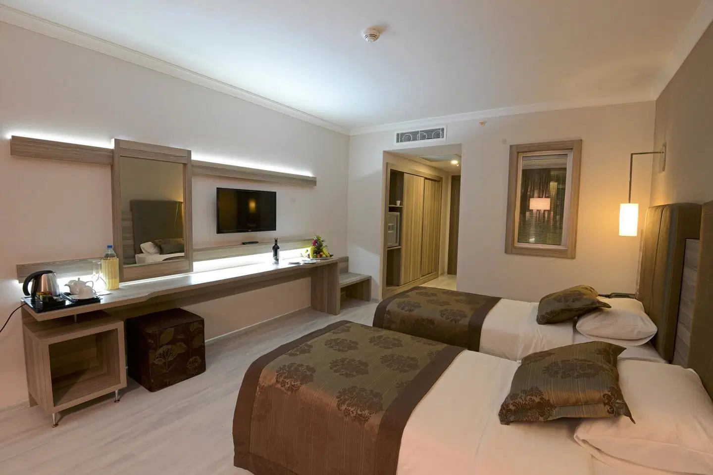 Green Nature Diamond ROOM_EXAMPLE