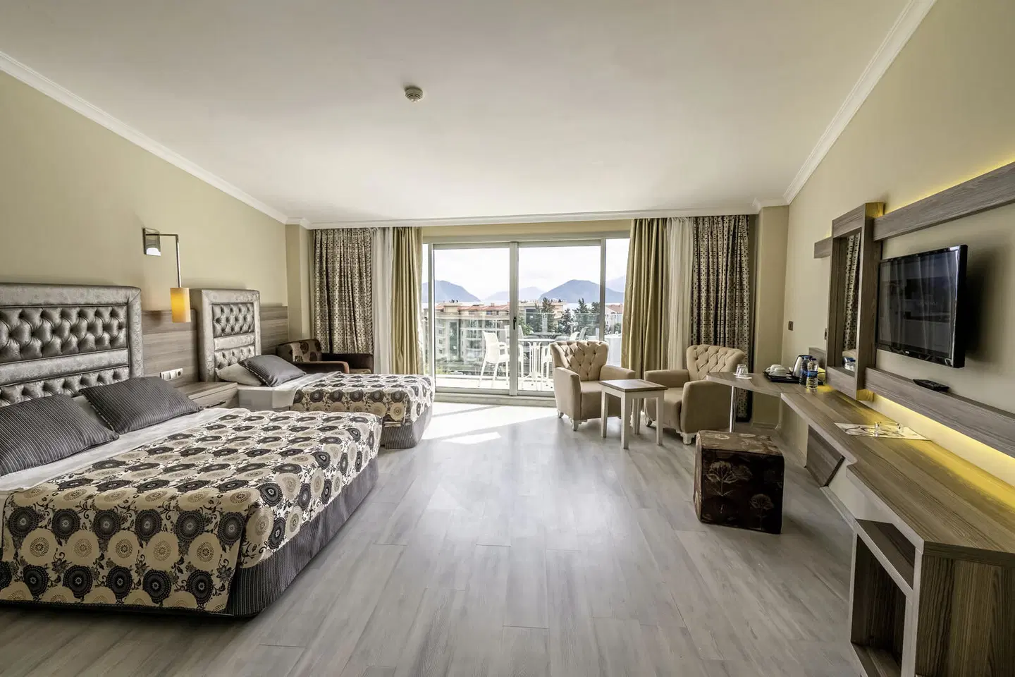 Green Nature Diamond ROOM_EXAMPLE