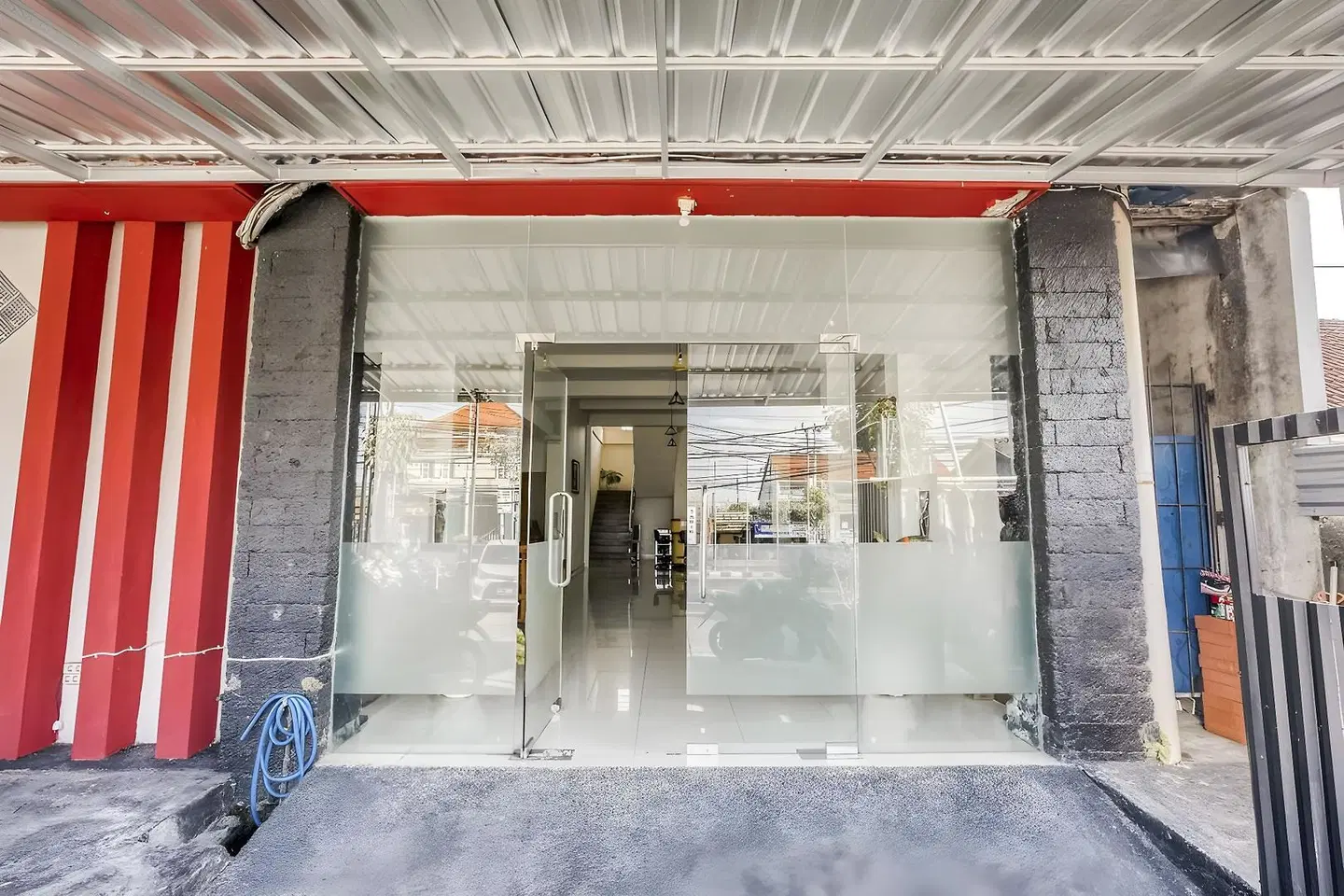 KoolKost @ Bypass Nusa Dua LOUNGE_LOBBY