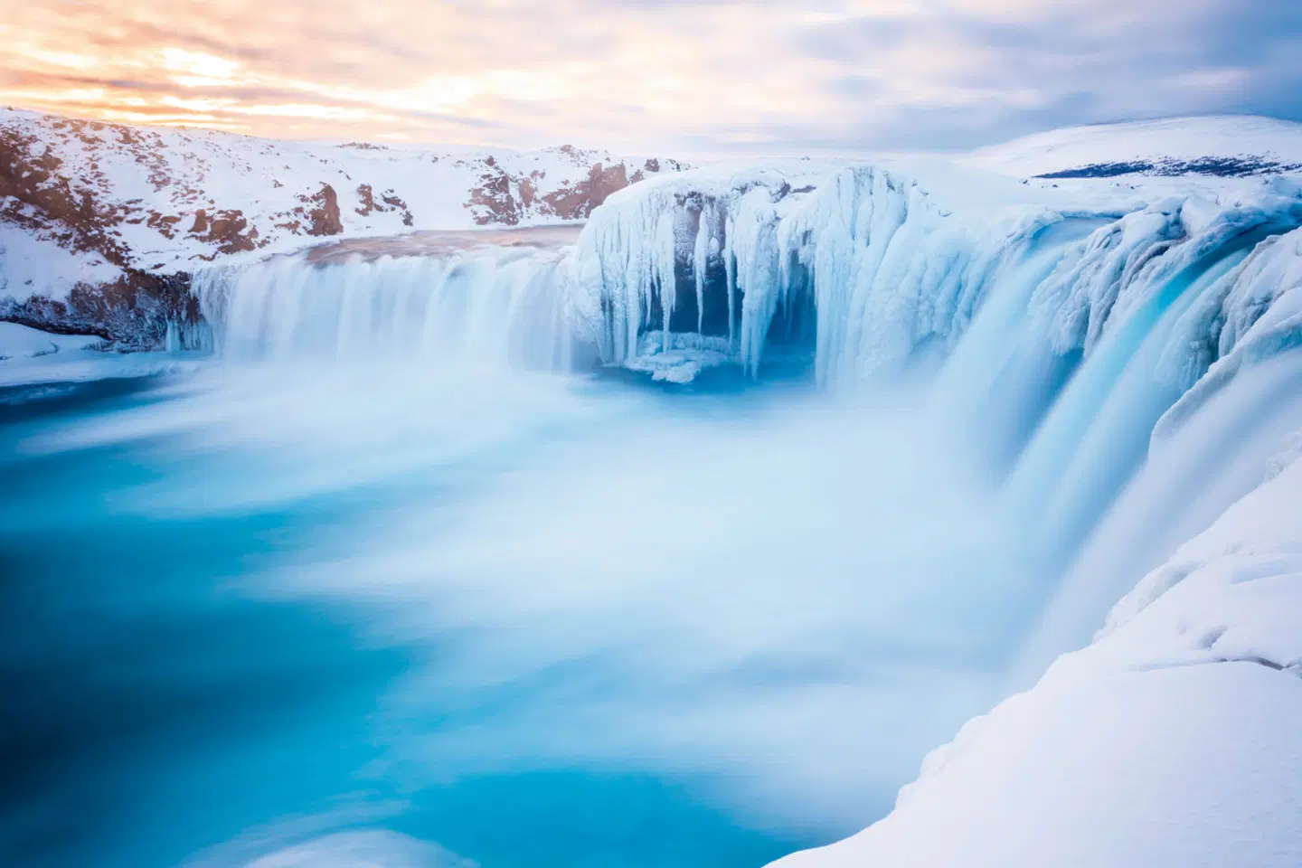 Nordlichter & heiße Quellen Hallenbad