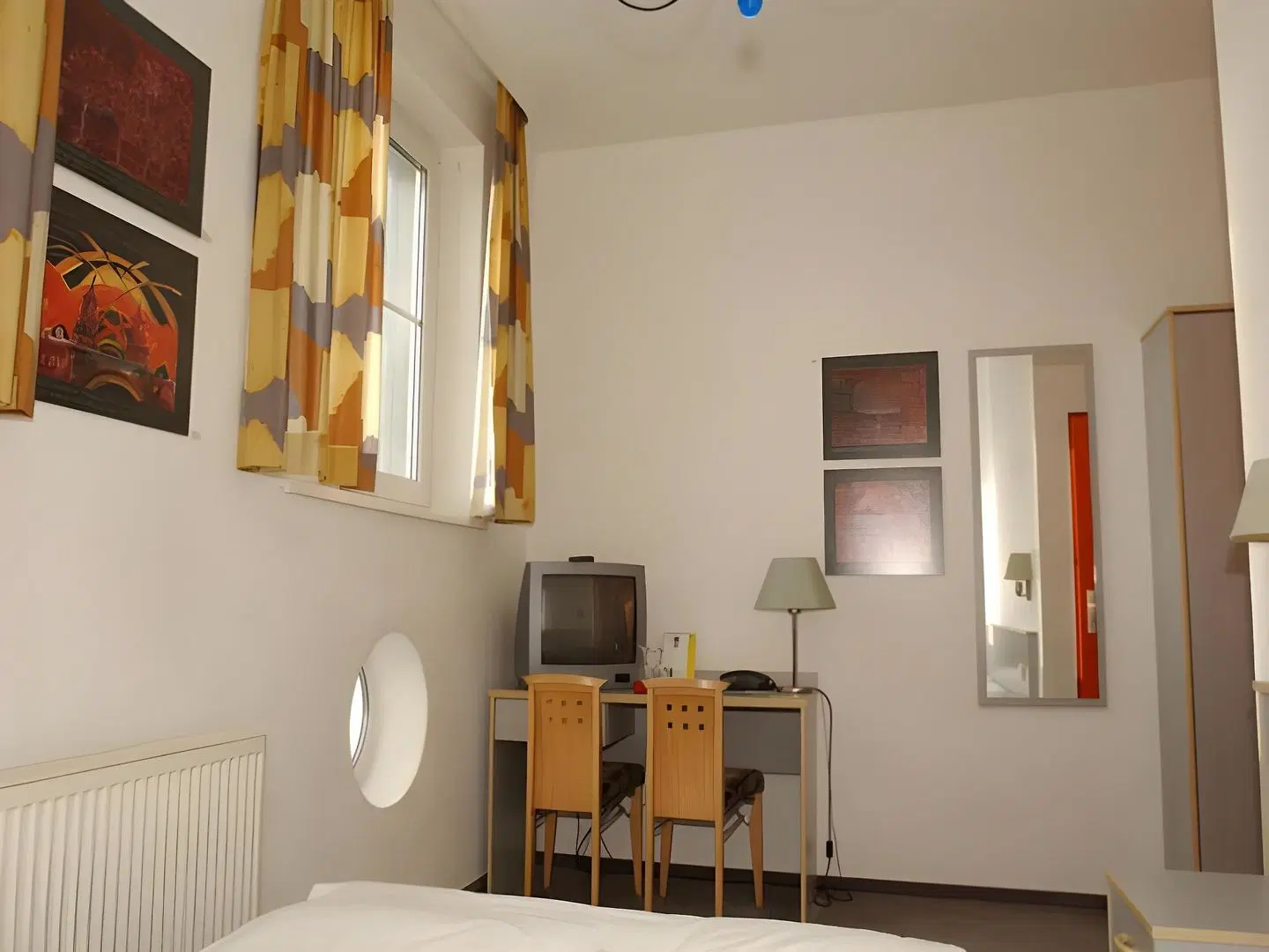 East-Side Badezimmer