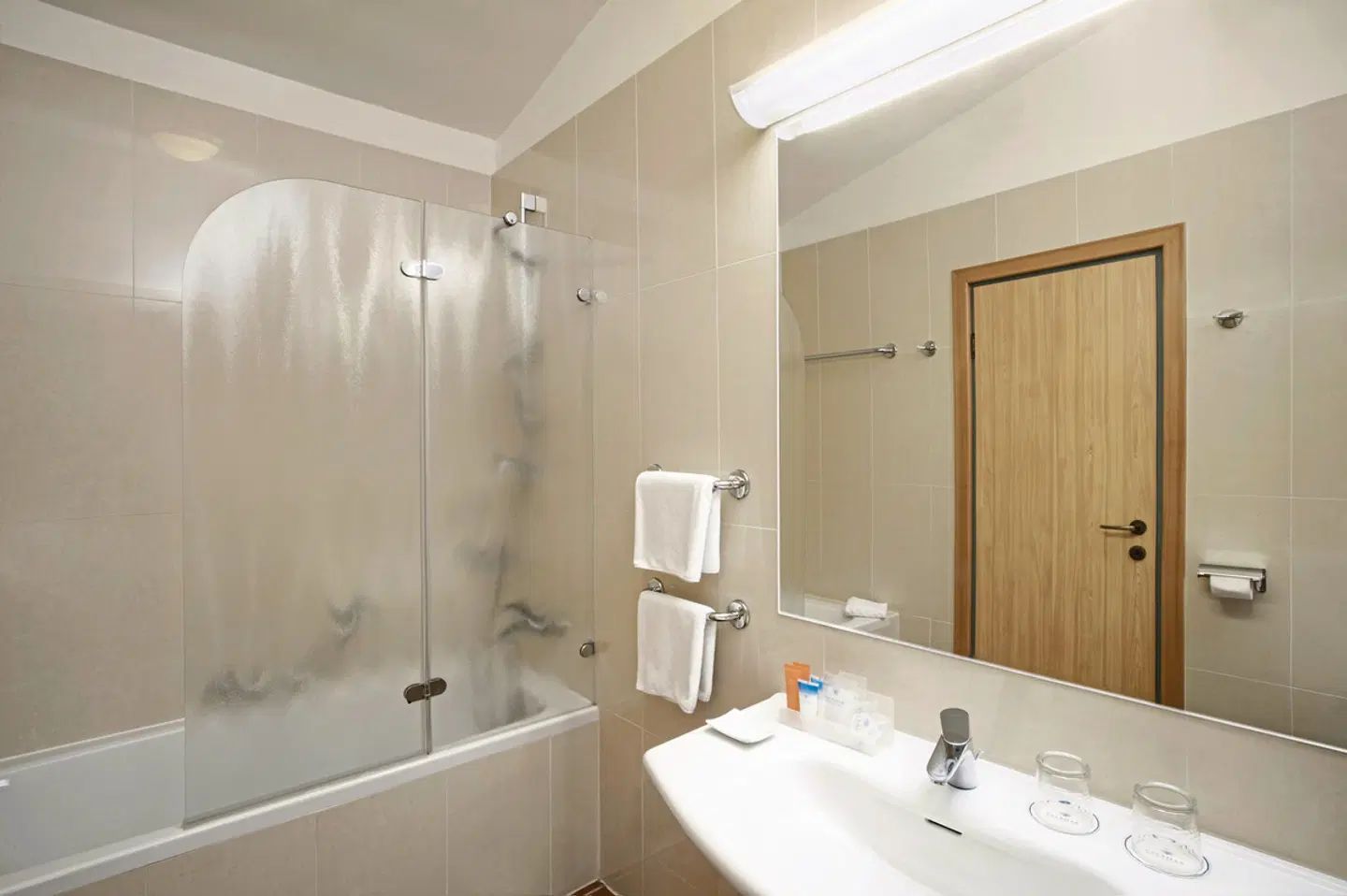 Valamar Tamaris Villas Badezimmer