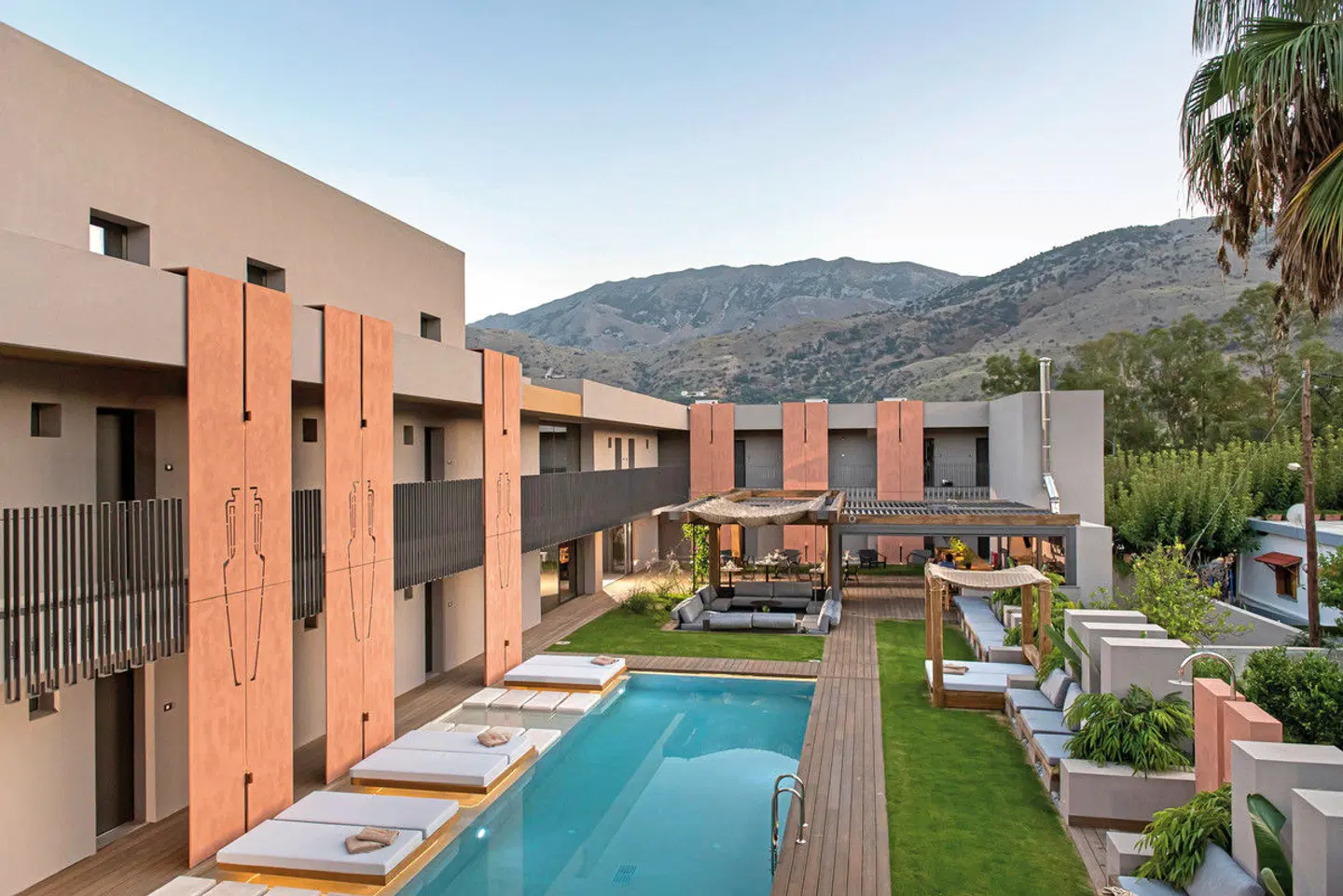 Pilot Amphora EXTERIOR