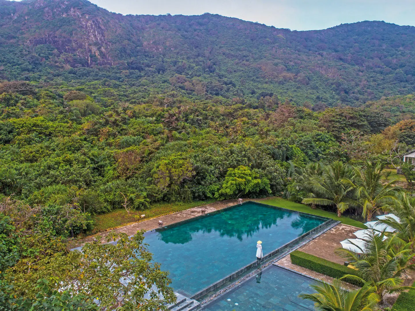 Poulo Condor Boutique Resort & Spa OUTDOOR_POOL