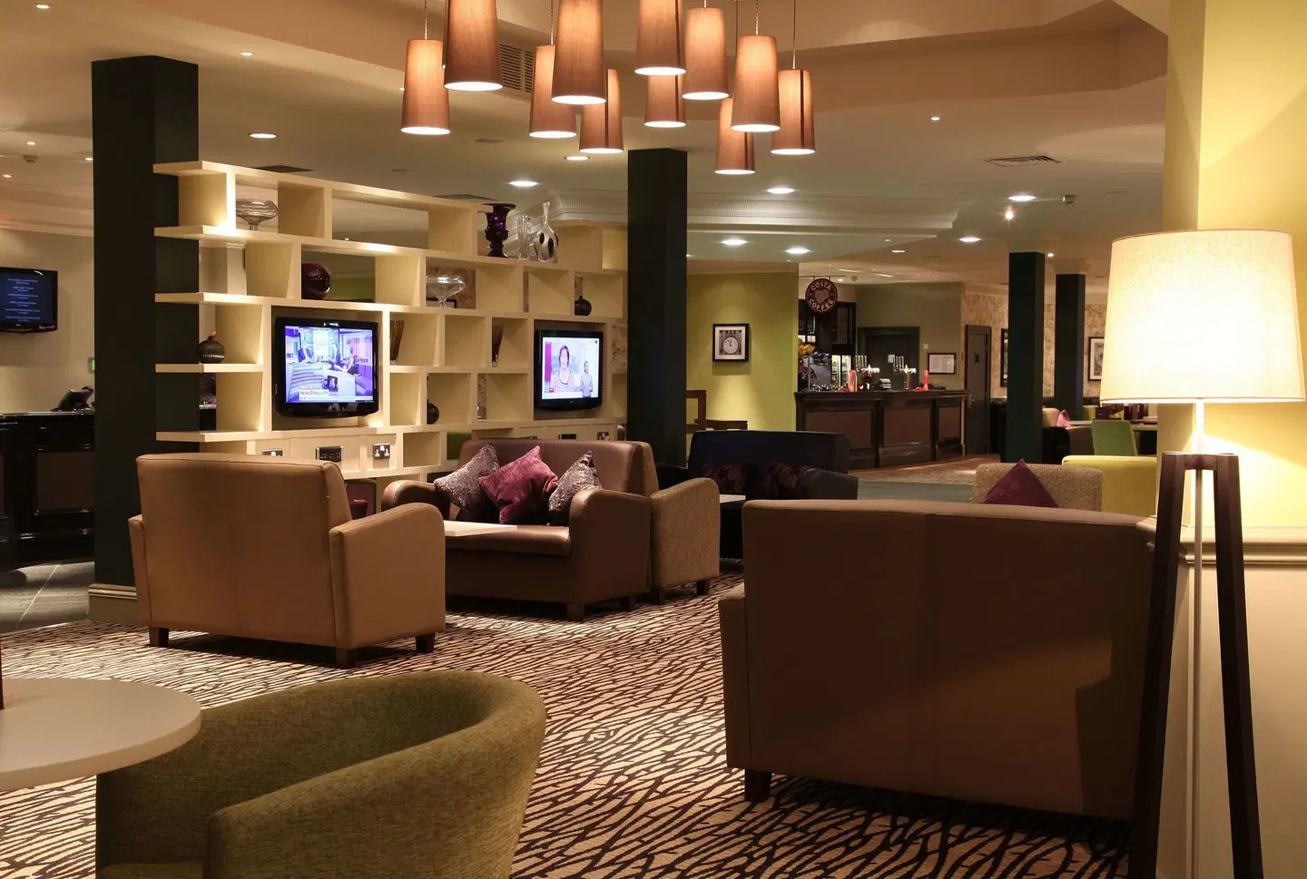 DoubleTree by Hilton Hotel Strathclyde LOUNGE_LOBBY