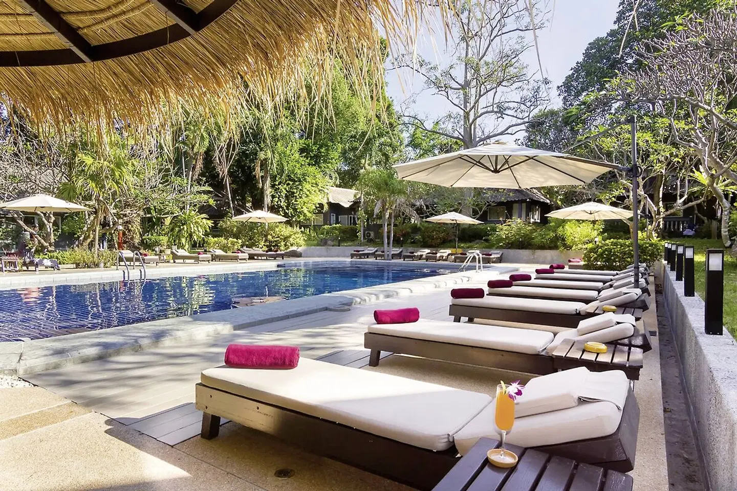 Let's Hyde Resort & Villas Terrasse