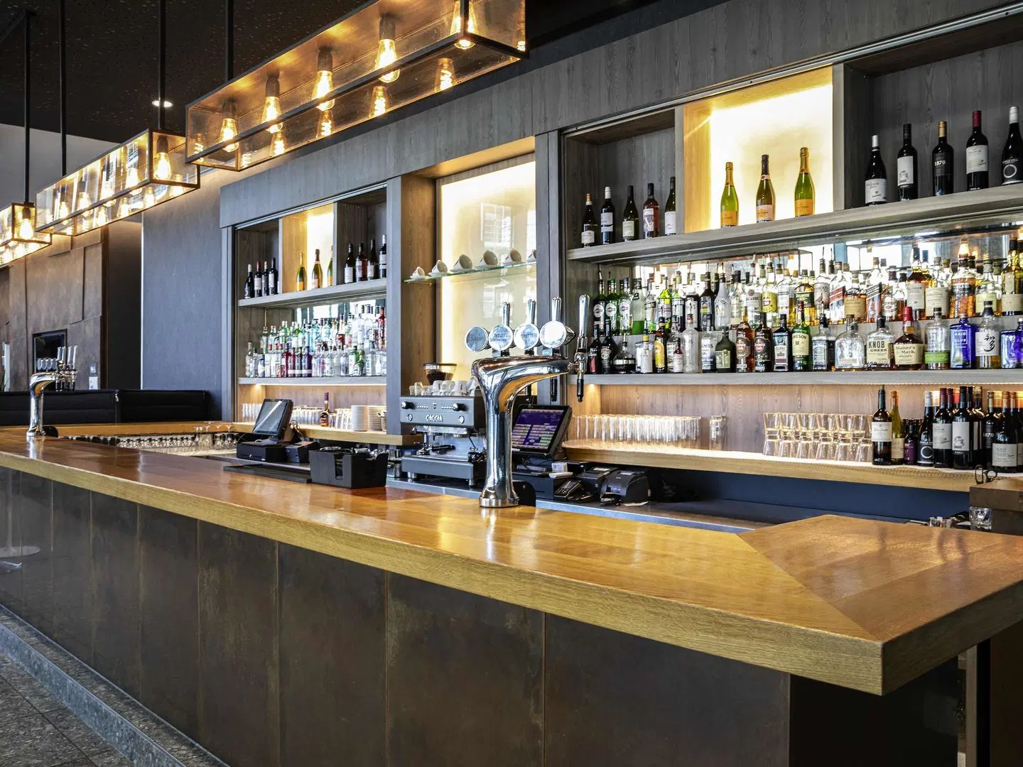 Pullman Liverpool Bar