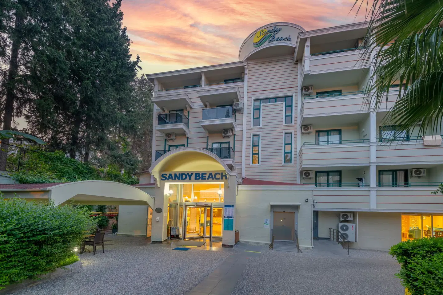 Sandy Beach EXTERIOR