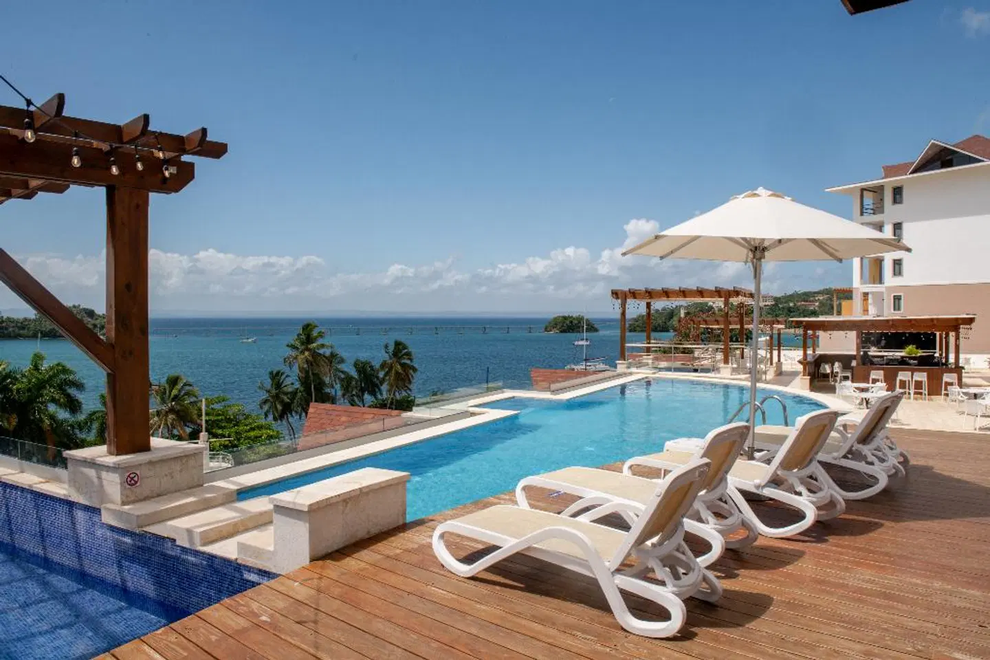 Hacienda Samana Bay Hotel & Residence OUTDOOR_POOL