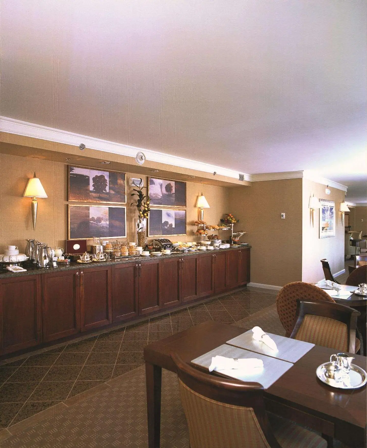 Fairmont Winnipeg Restaurant