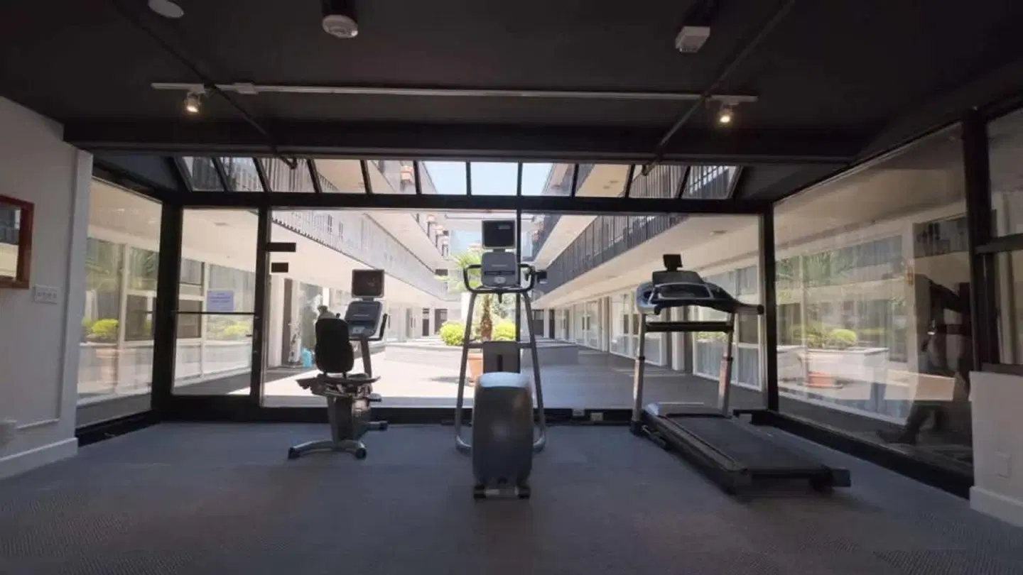 SoMa House SPORTS_AND_LEISURE