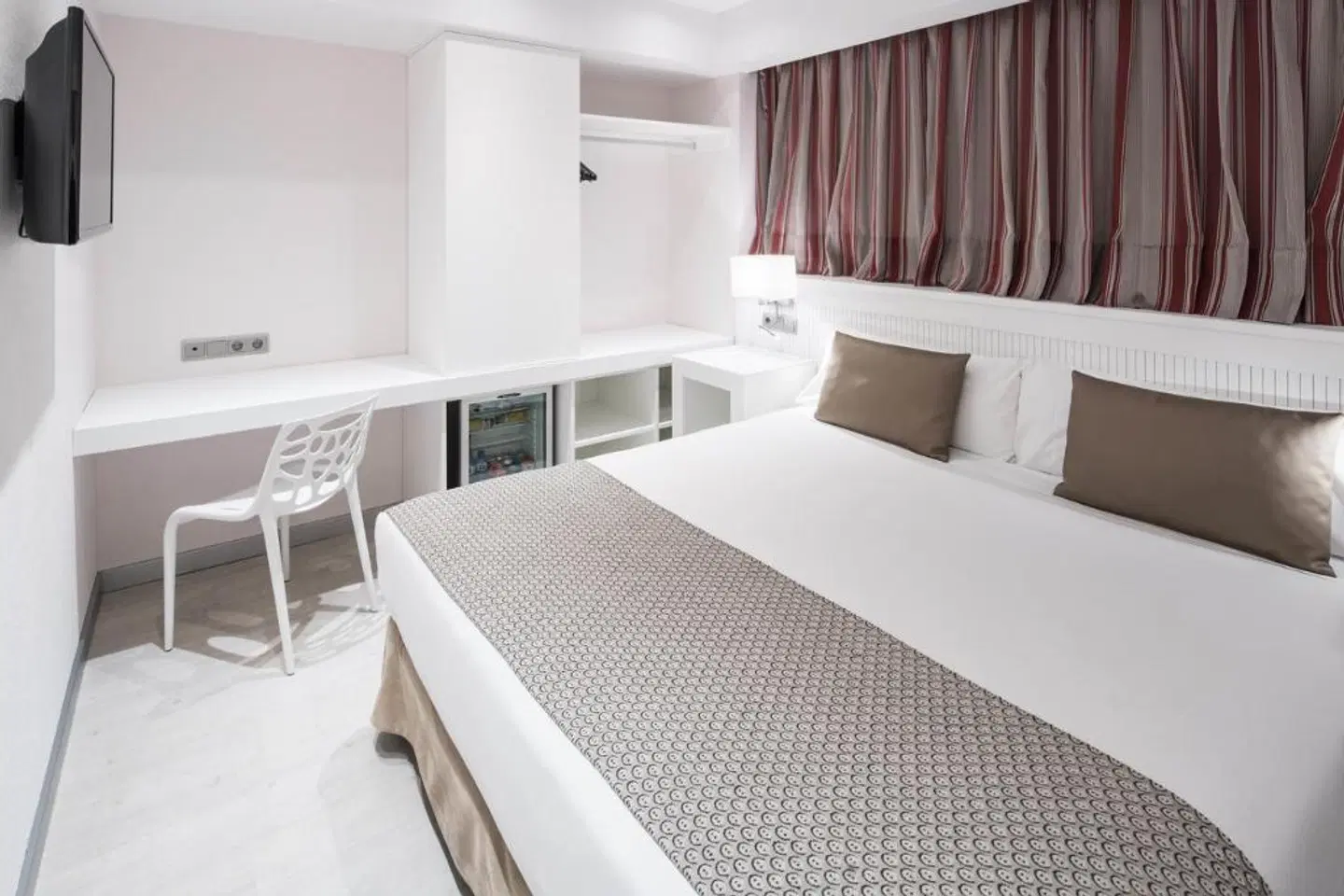 Catalonia Roma ROOM_EXAMPLE