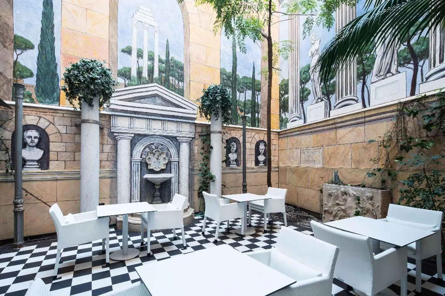 Catalonia Roma Terrasse