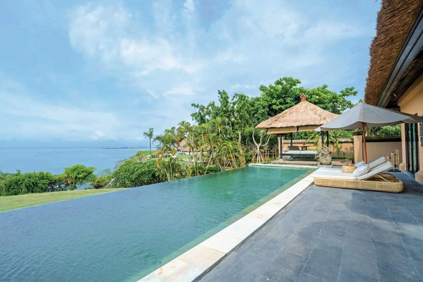 Ayana Resort Bali OUTDOOR_POOL