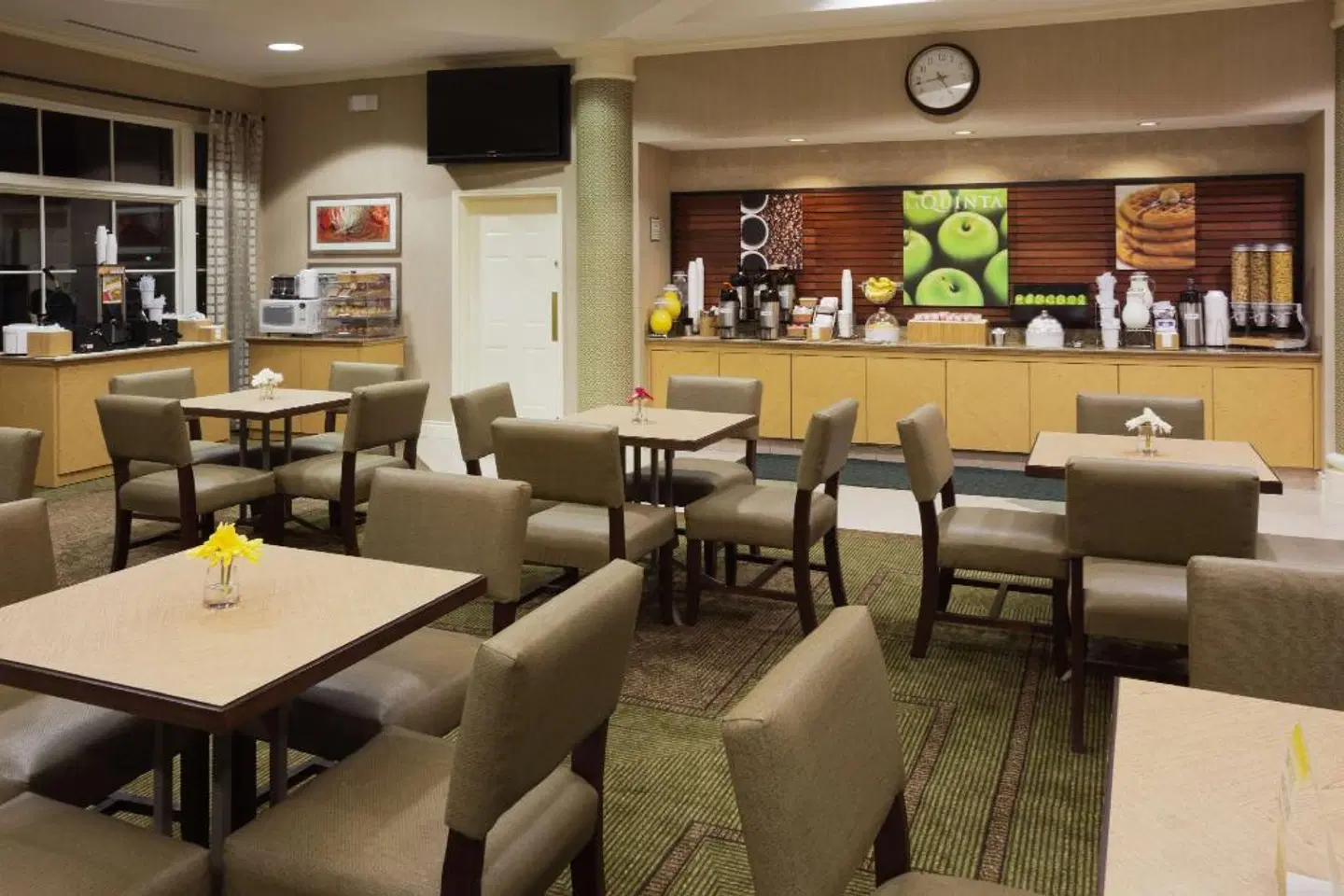 La Quinta Inn & Suites Salt Lake City Airport Bar