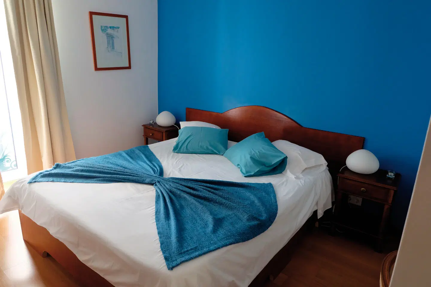 Alcides ROOM_EXAMPLE