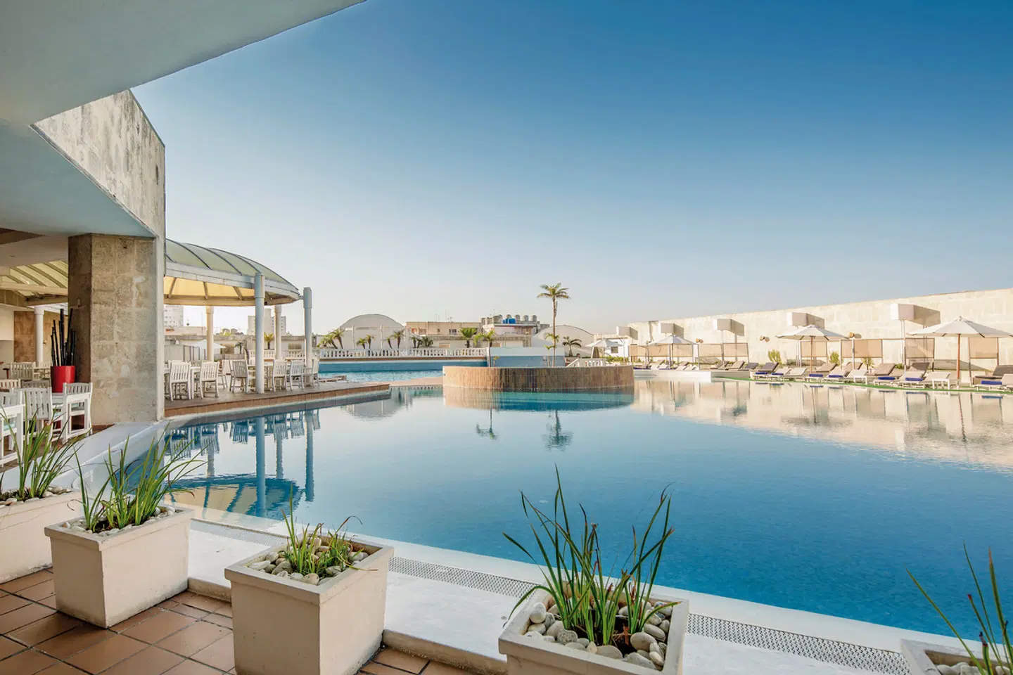 Meliá Cohiba OUTDOOR_POOL