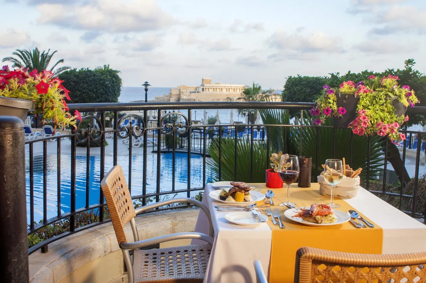 Corinthia St. George's Bay TERRACE