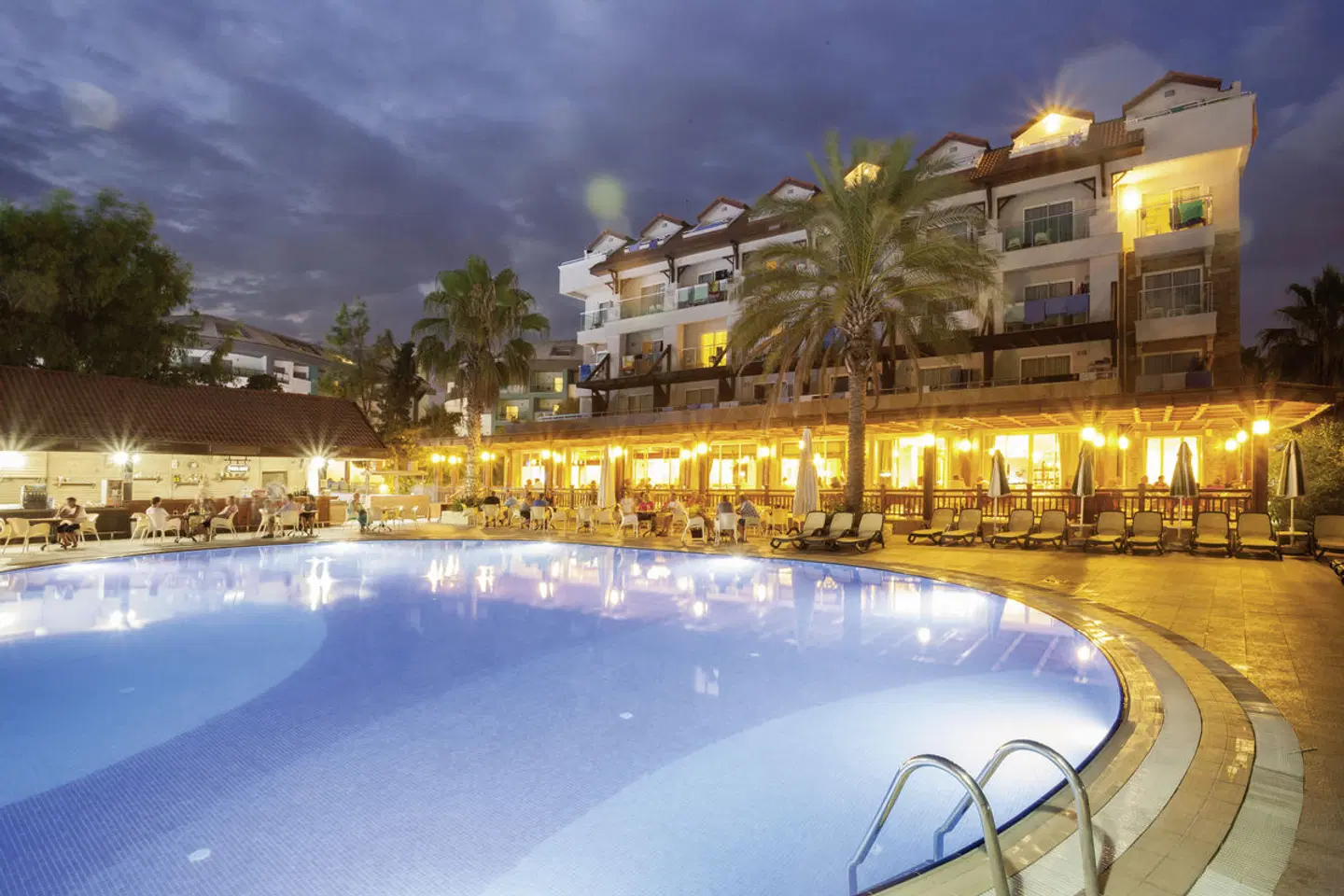 Seher Resort & Spa OUTDOOR_POOL