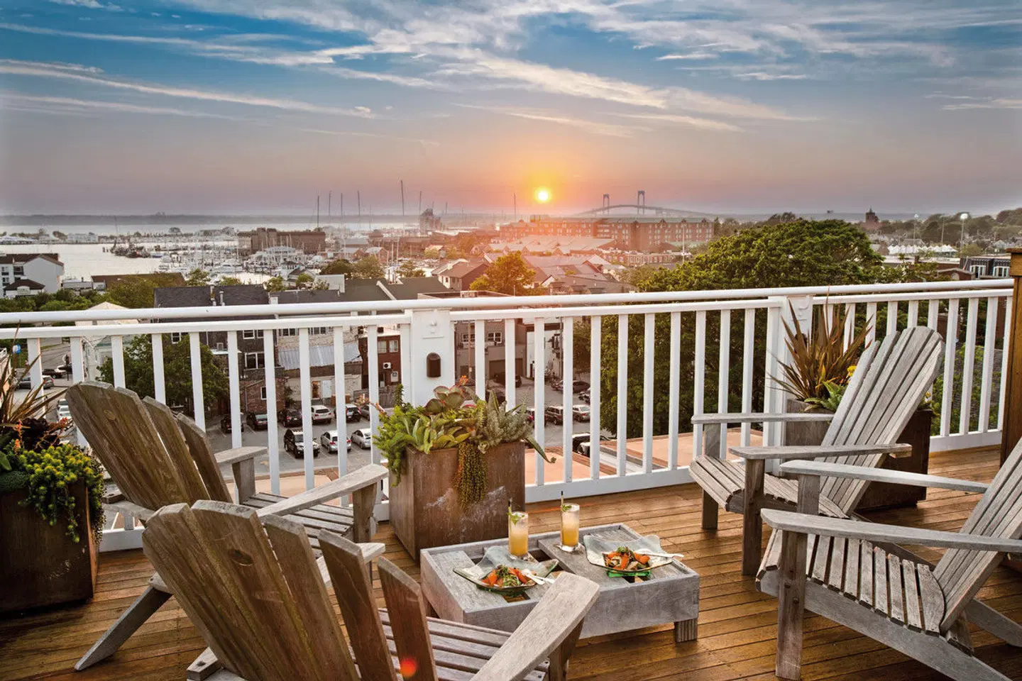 The Vanderbilt, Auberge Resorts Collection Terrasse