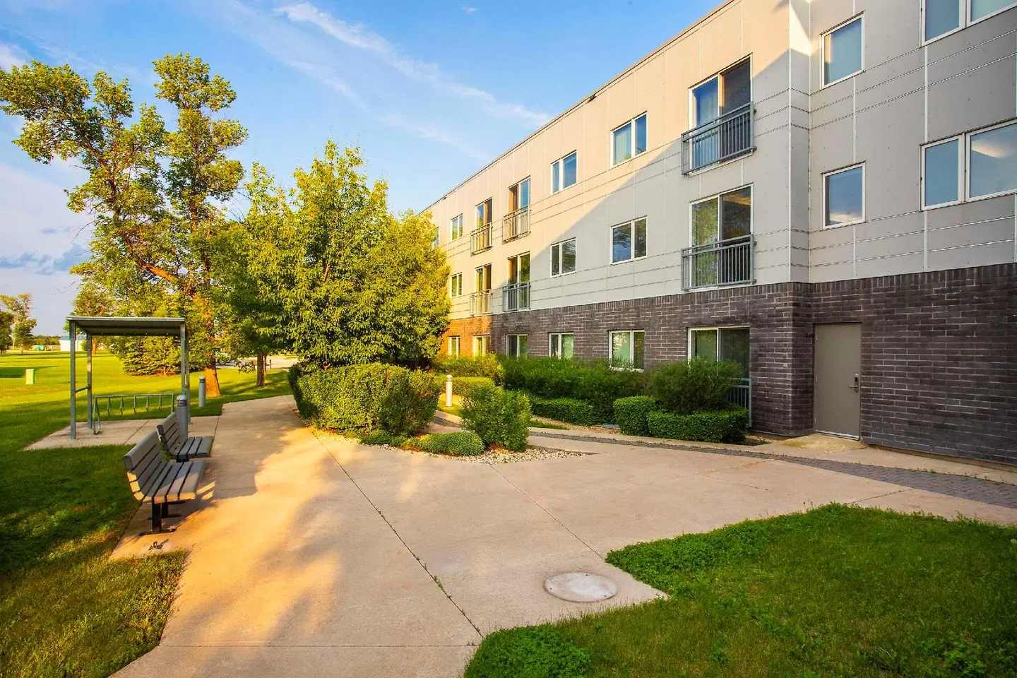 Barker Suites EXTERIOR