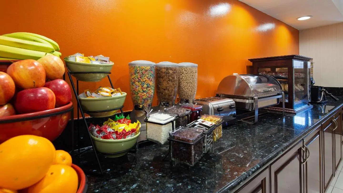 Best Western Pasadena Inn Restaurant