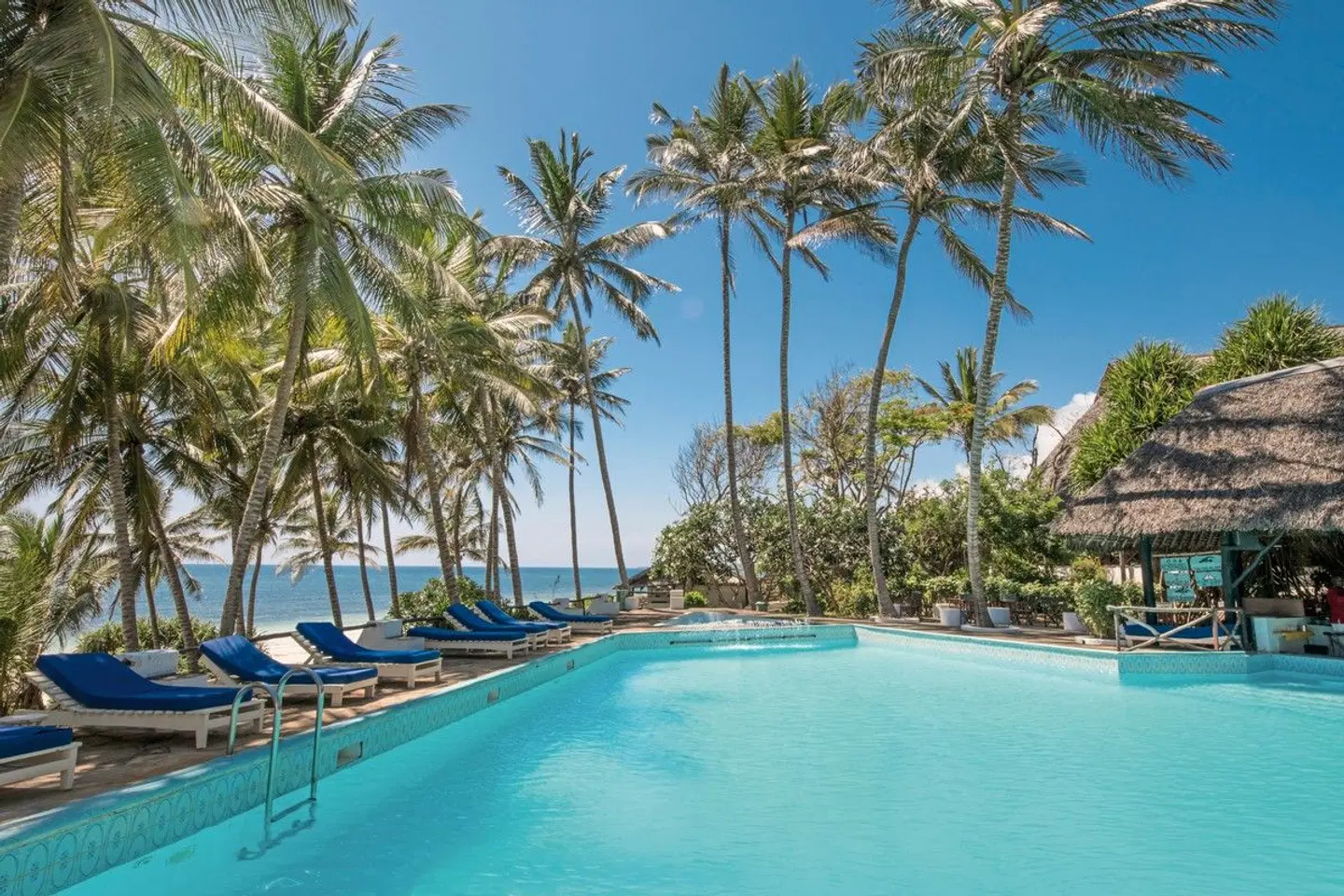 Baobab Sea Lodge OUTDOOR_POOL