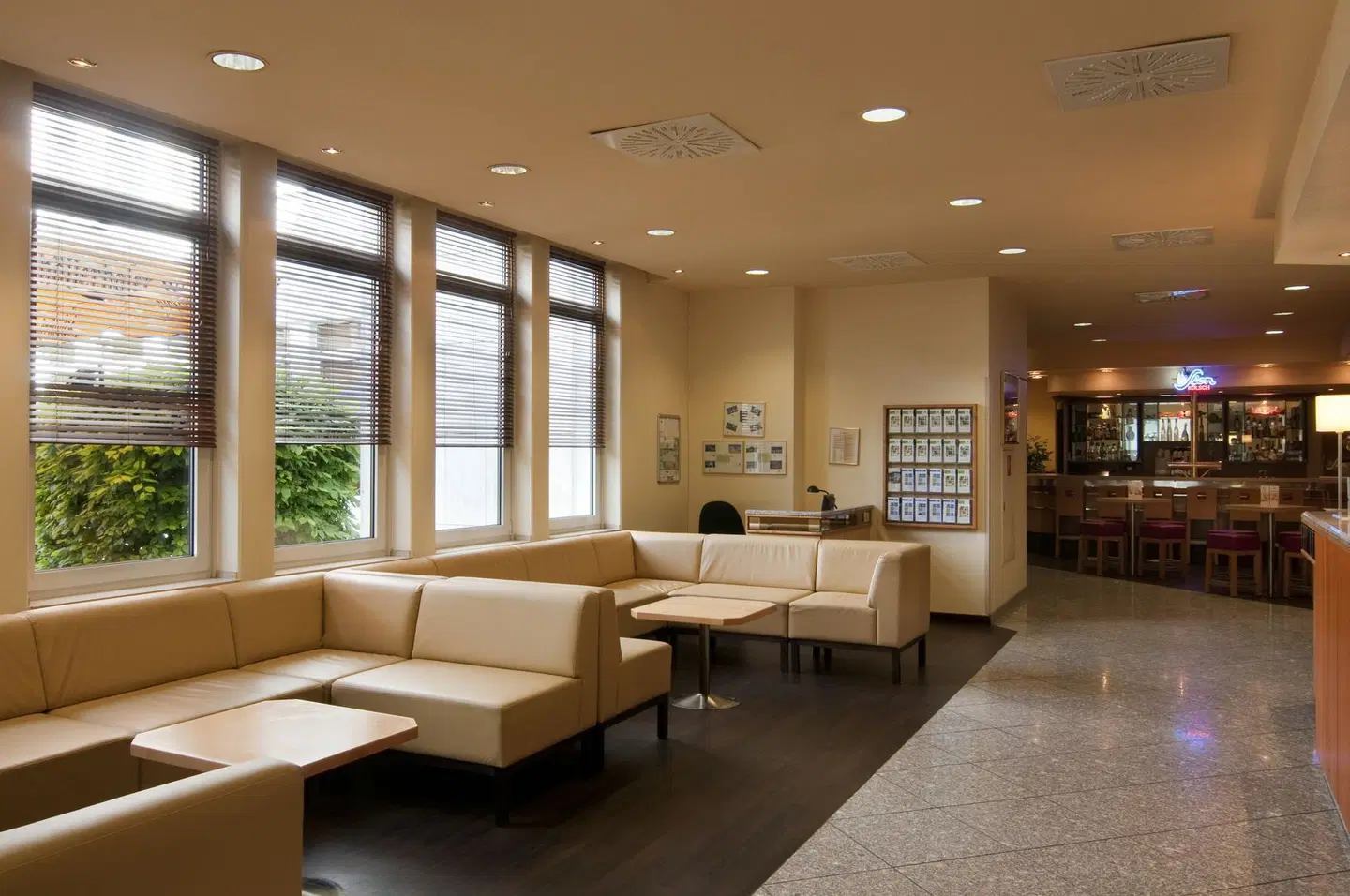 Holiday Inn Frankfurt Neu-Isenburg LOUNGE_LOBBY