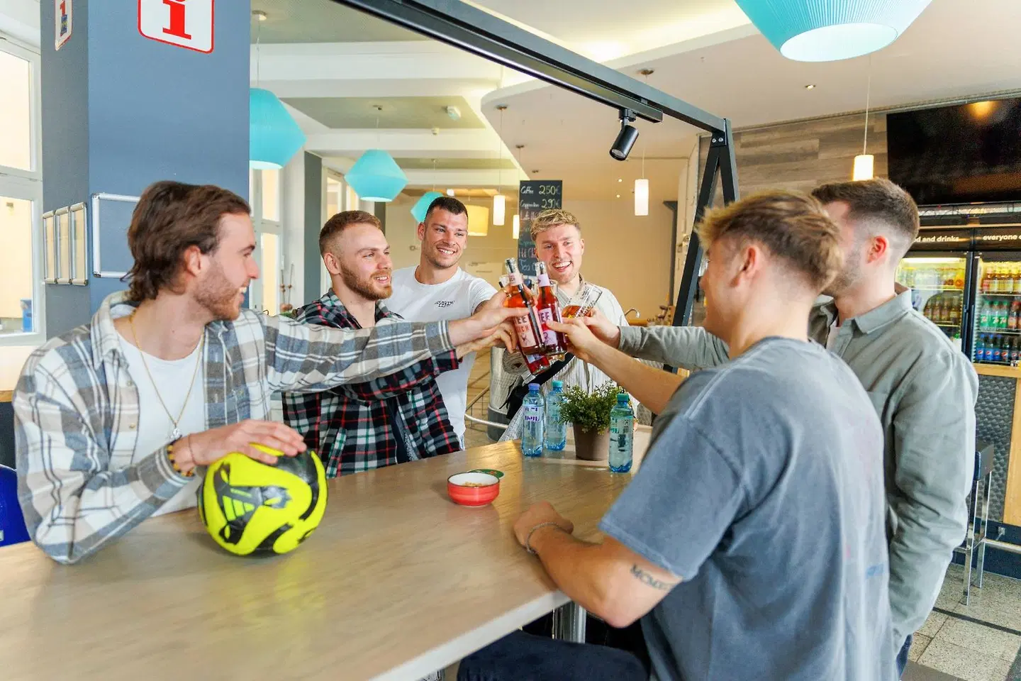 A & O Dortmund Hauptbahnhof PEOPLE
