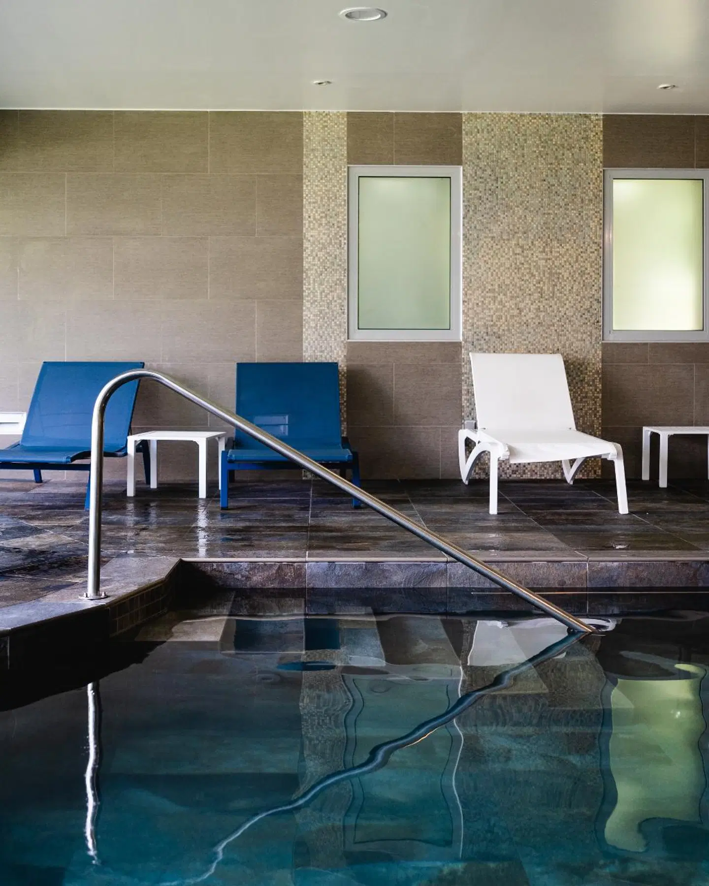 Château Belmont Hallenbad