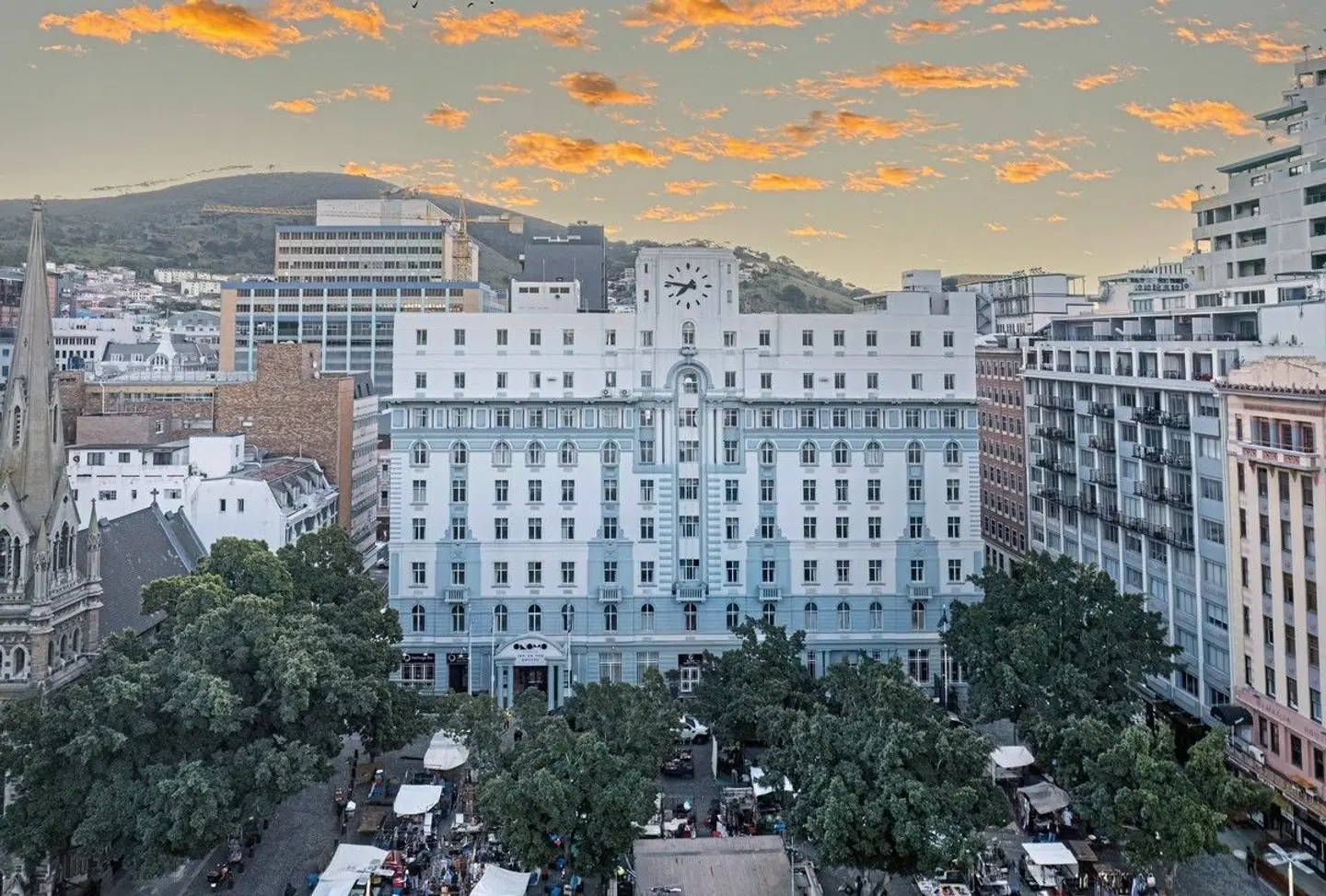 Onomo Hotel Inn On The Square EXTERIOR