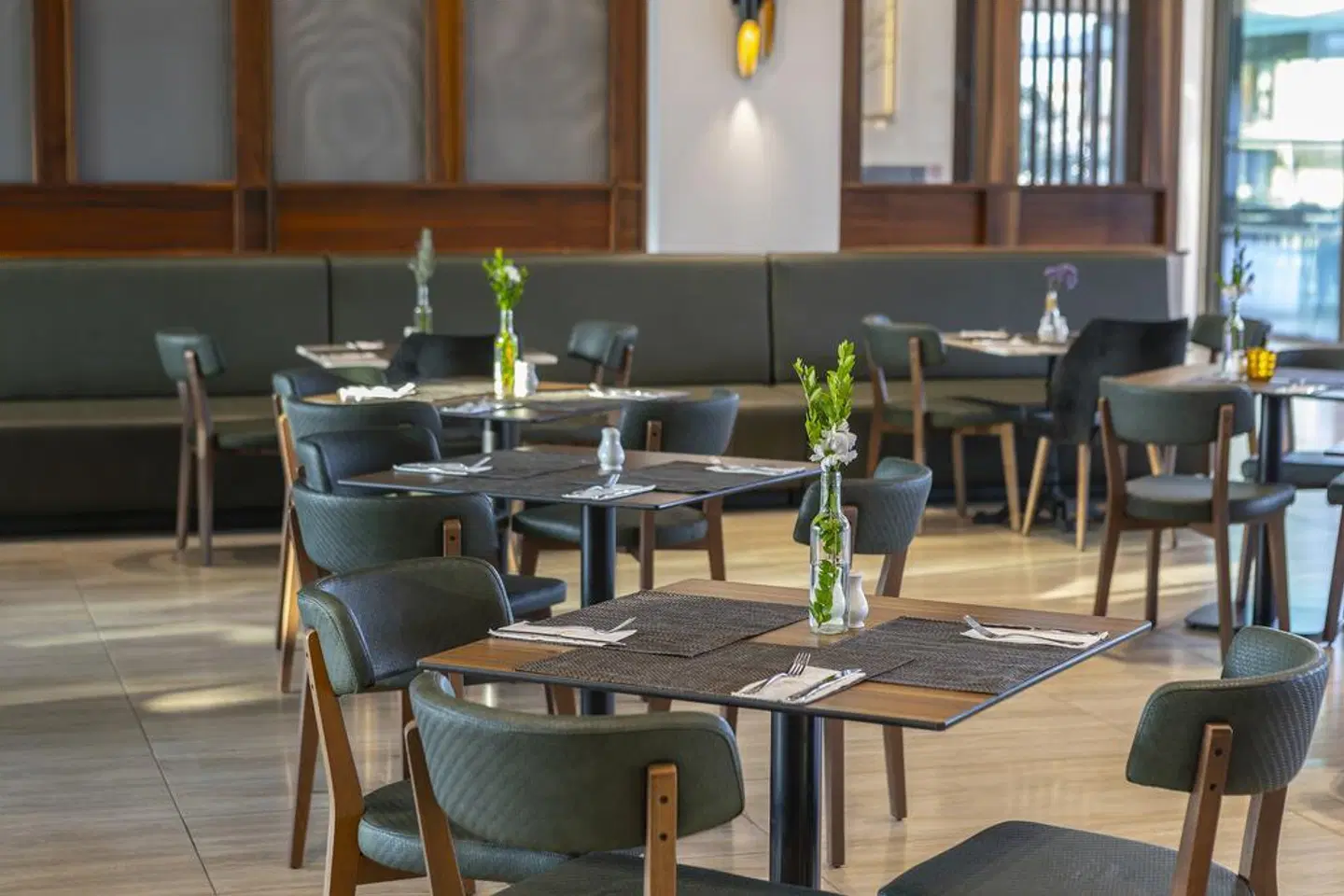 Aliathon Ionian Restaurant