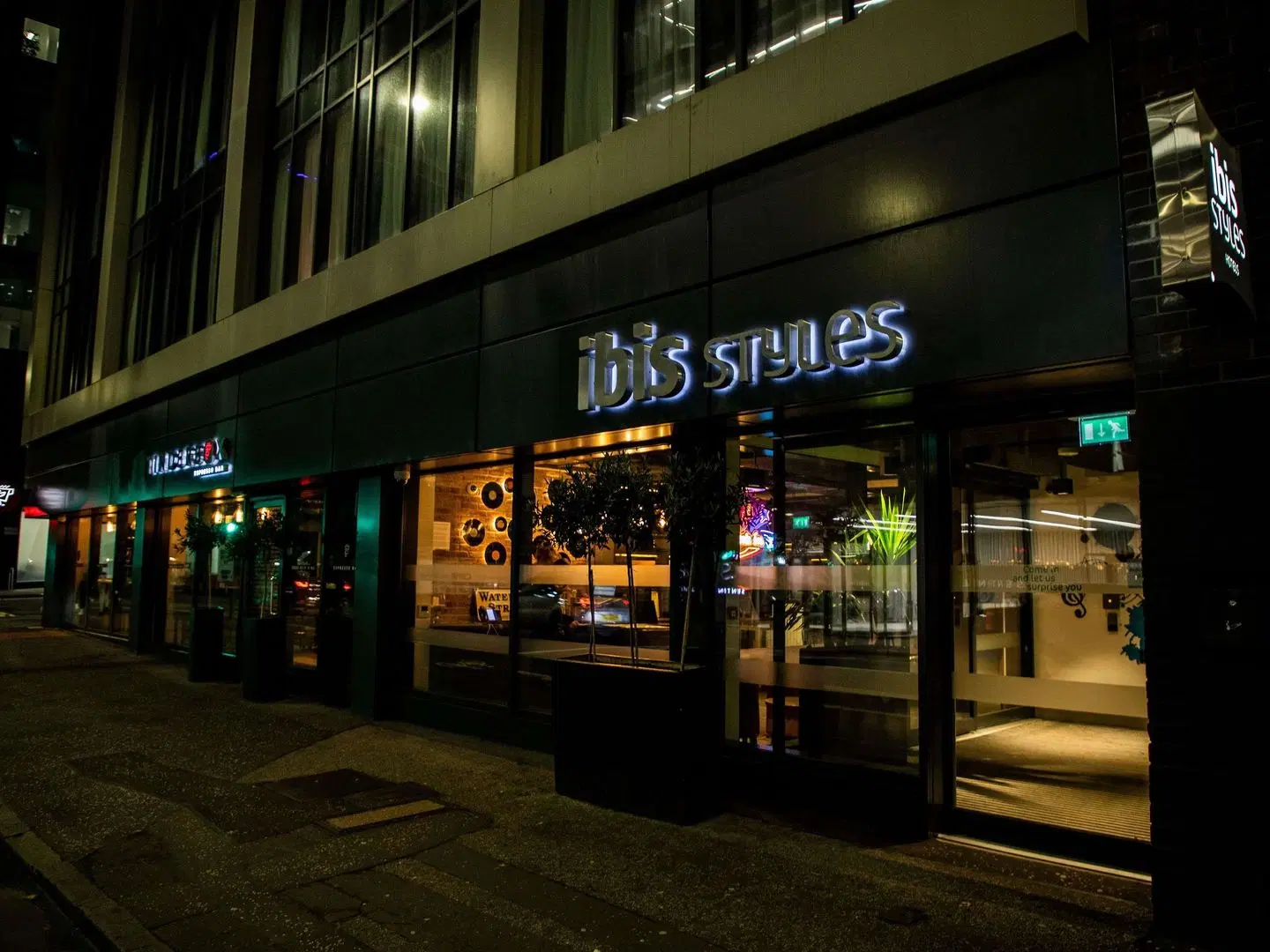 ibis Styles Glasgow Centre West EXTERIOR
