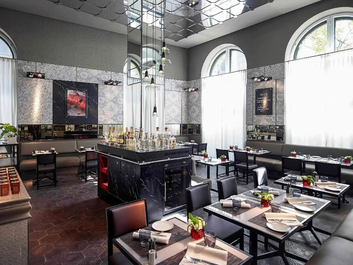 Sofitel Munich Bayerpost Hotel Restaurant