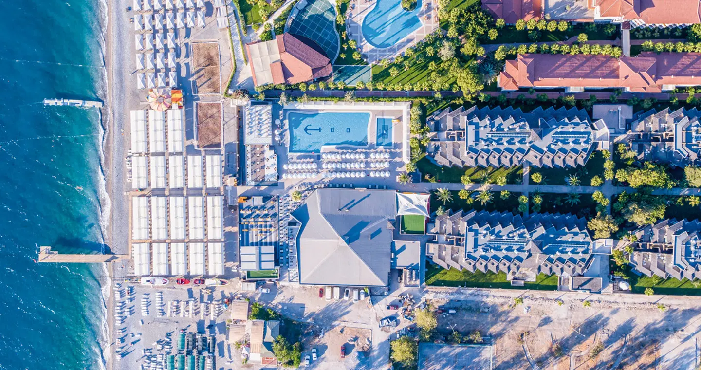 Sailor's Beach Club MODEL_IMPRESSION