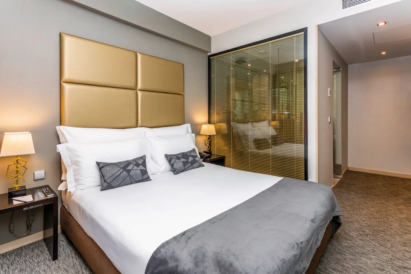 Czar Lisbon Hotel ROOM_EXAMPLE