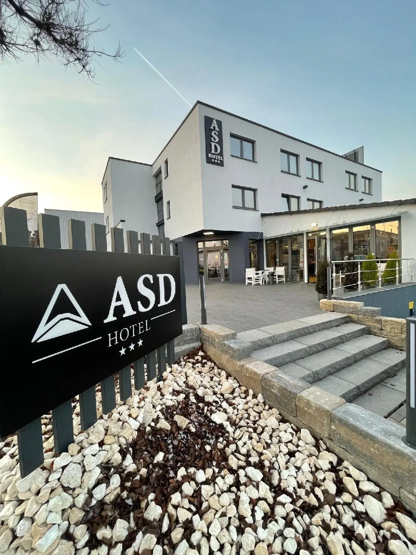 ASD Hotel EXTERIOR