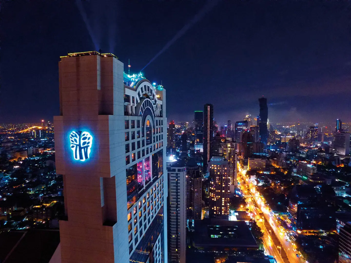 Banyan Tree Bangkok EXTERIOR
