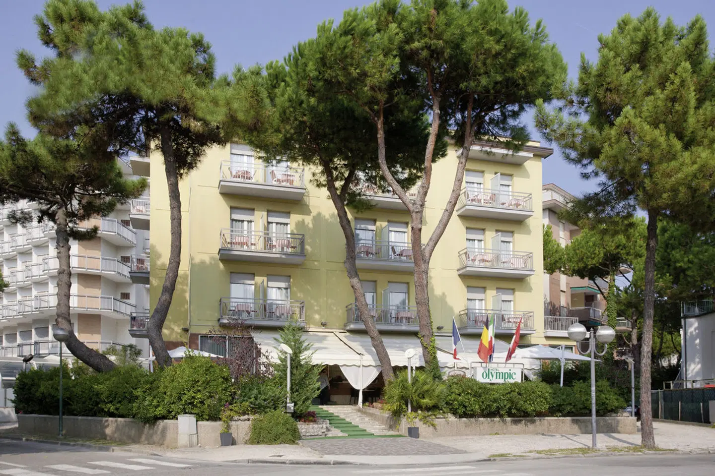 Kombinierte PKW-Reise Österreich Tirol & ital. Adria EXTERIOR