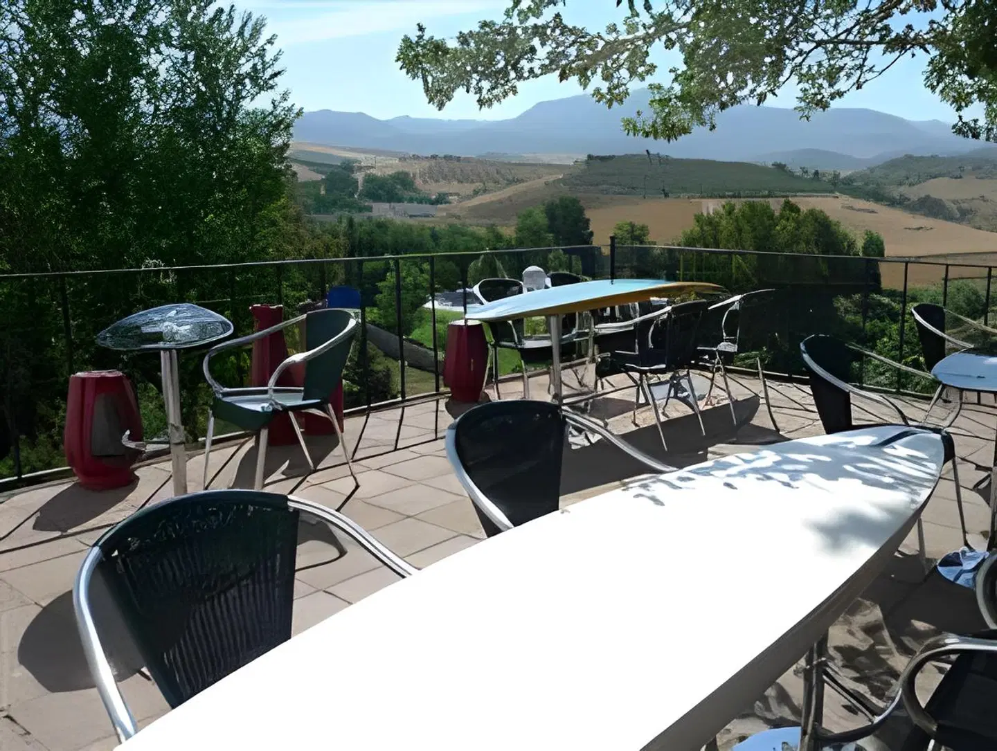 Enfrente Arte Terrasse