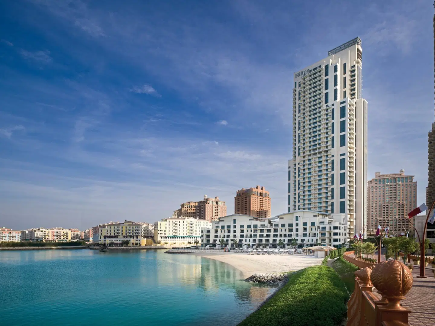 Hilton Doha The Pearl EXTERIOR
