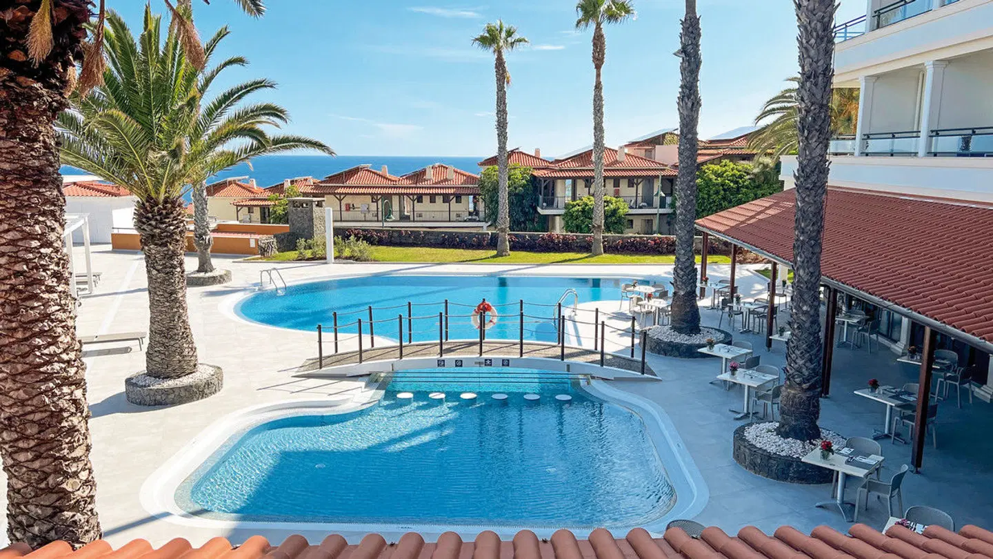 Sentido Galosol OUTDOOR_POOL