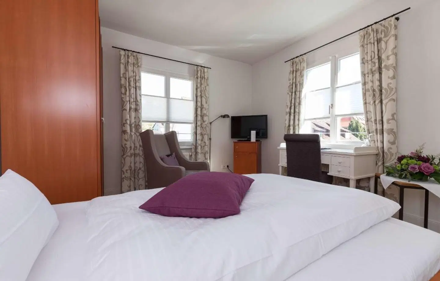 Bad Hotel Überlingen ROOM_EXAMPLE