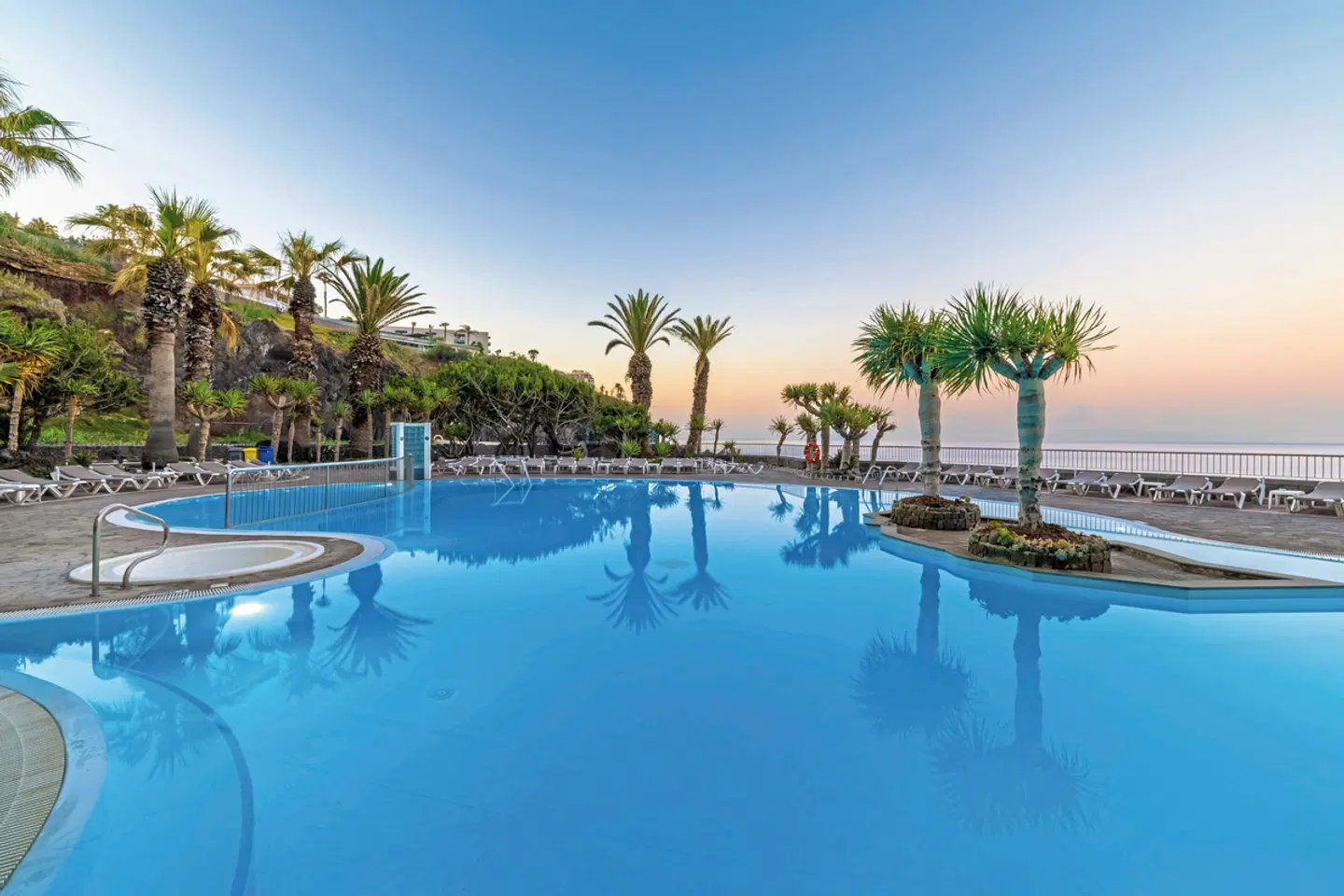 Pestana Ocean Bay All Inclusive OUTDOOR_POOL