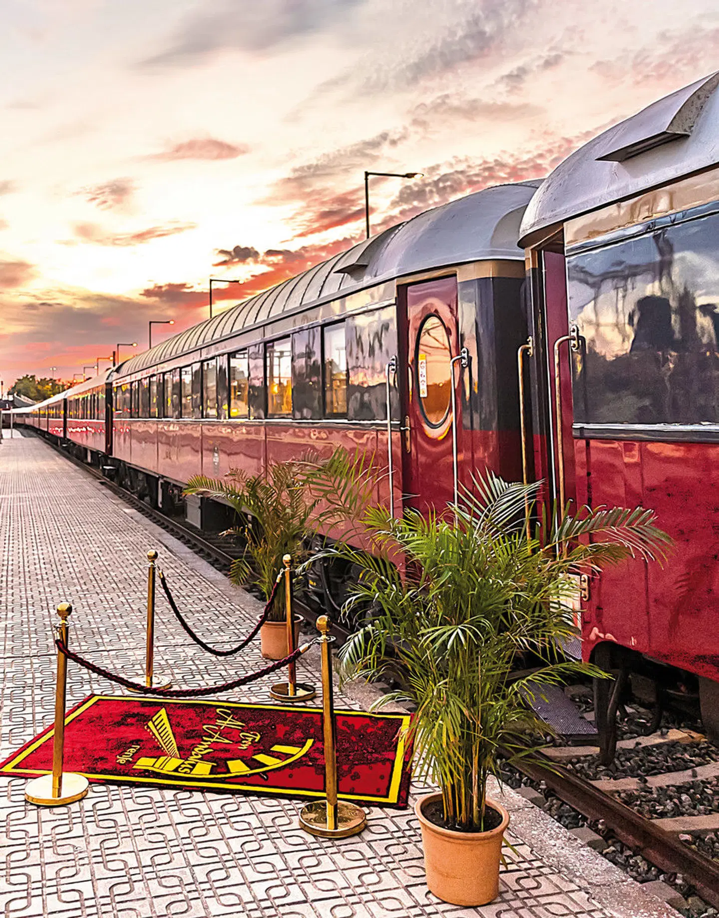 Al Ándalus - Mit dem Zug durch Spanien Bar