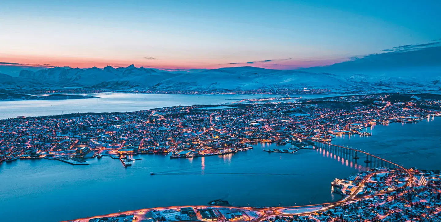 Erlebnis Nordnorwegen - Mitternachtssonne, Postschiff und Snowhotel LANDSCAPE