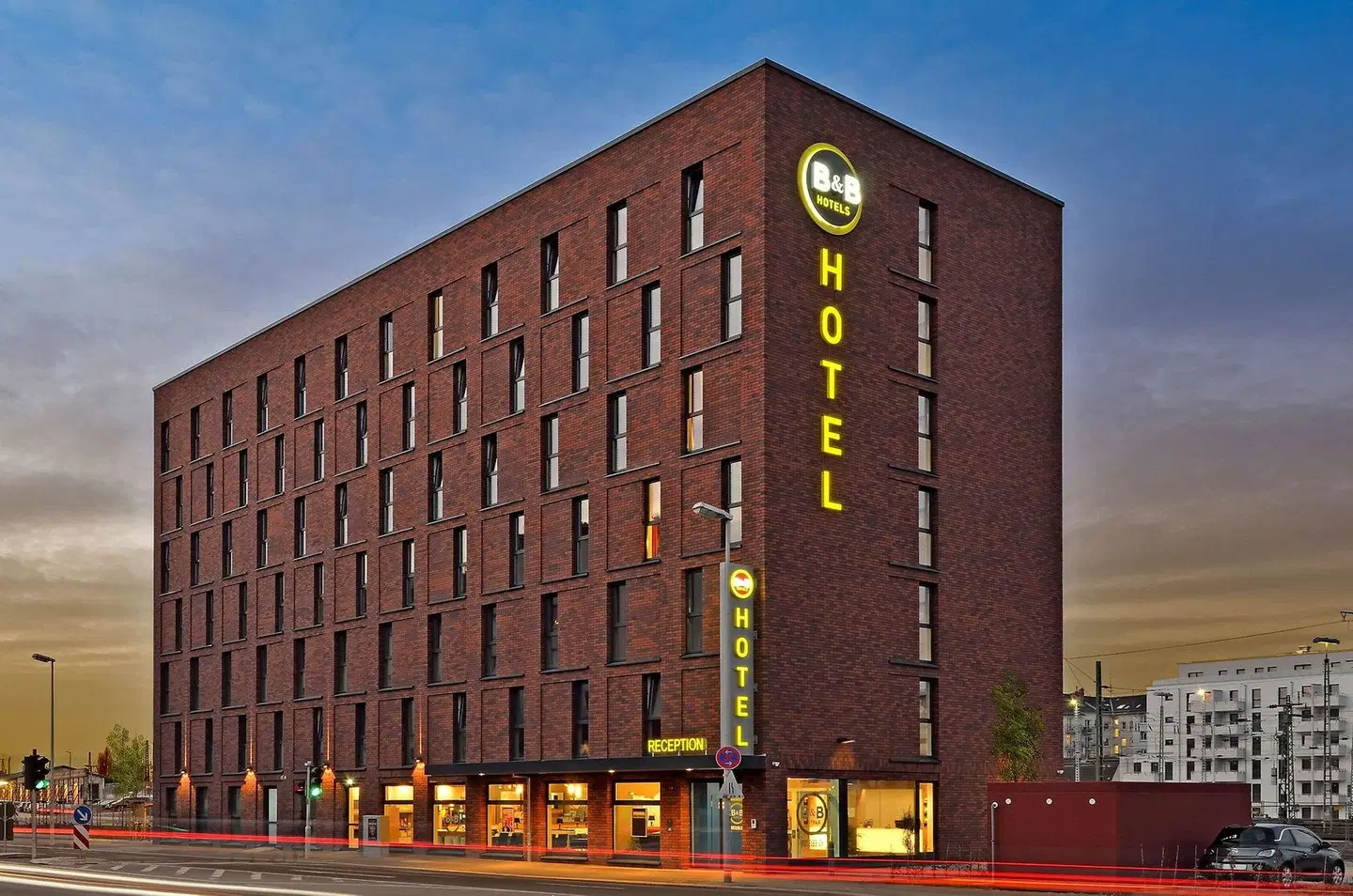 B&B Hotel Mainz-Hbf EXTERIOR