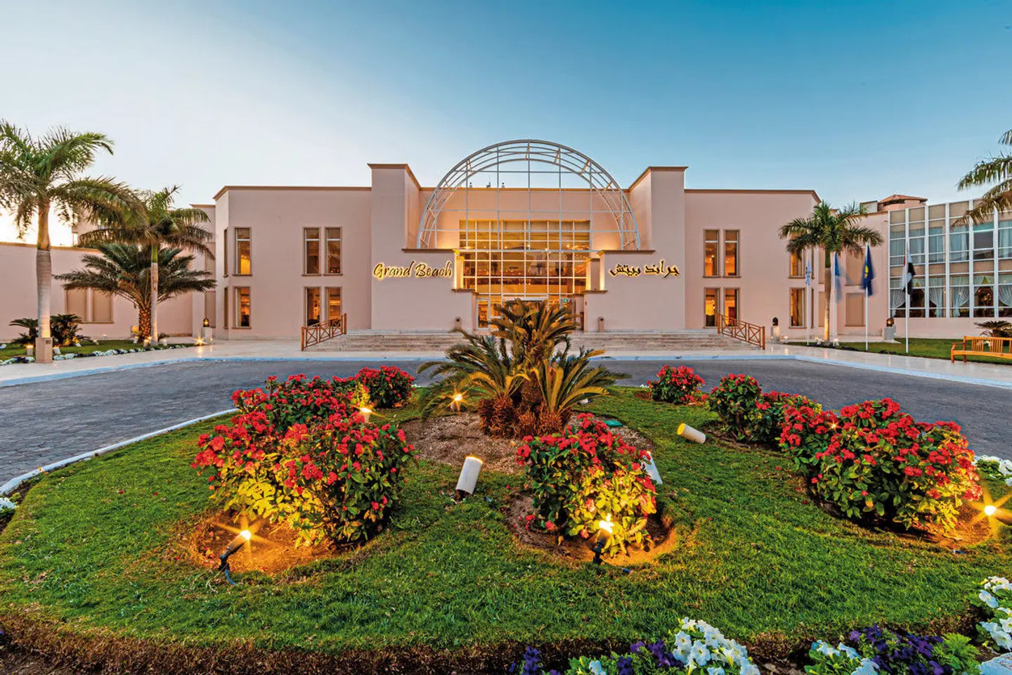 Siva Grand Beach Hotel EXTERIOR