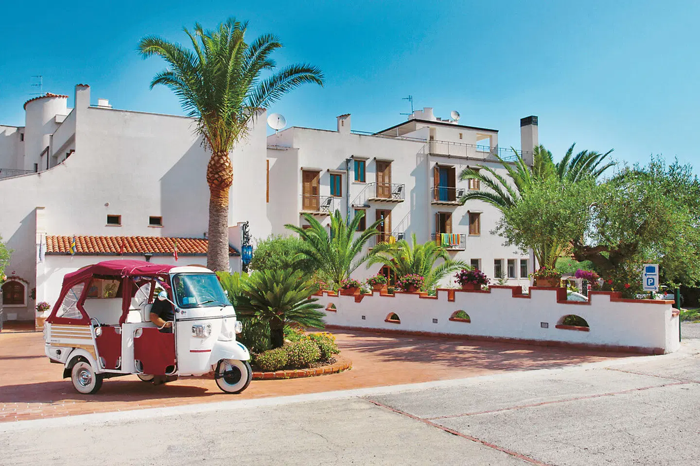 Baia del Capitano EXTERIOR