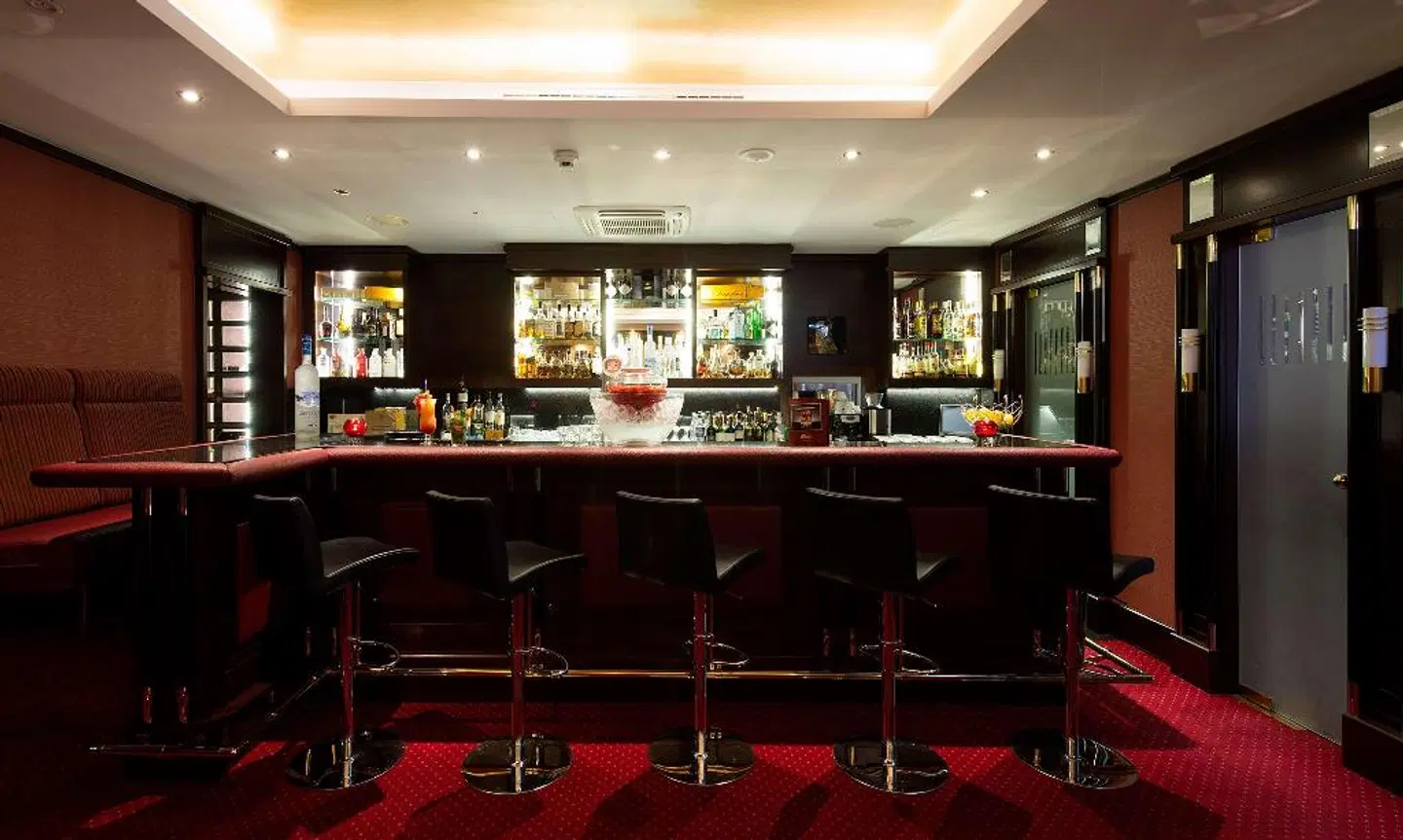 Derag Livinghotel Düsseldorf Bar